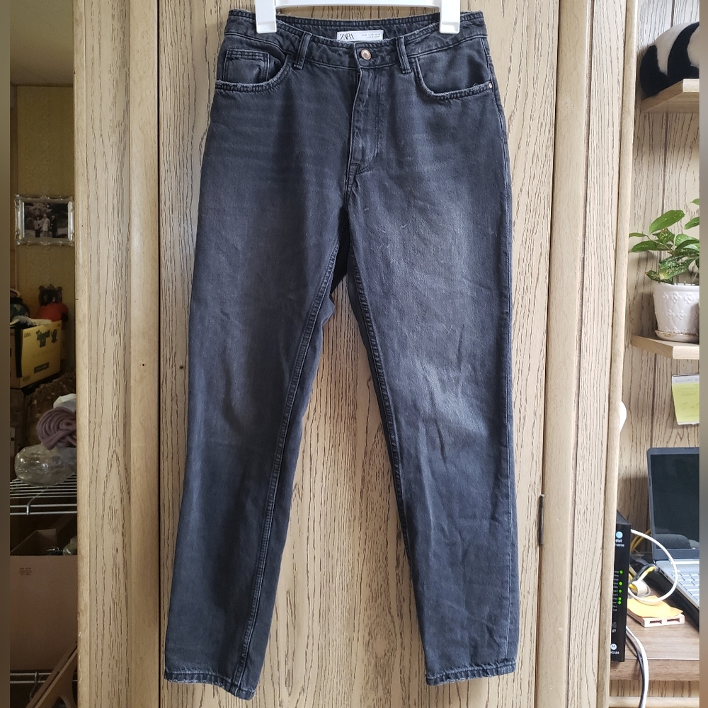 Zara Jeans Stone Washed Denim Black Straight Leg Mid-Rise USA Size 6 Unisex